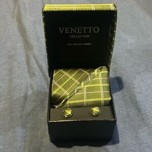Venetto Collection tie, cuff links, and pocket square (Cel)